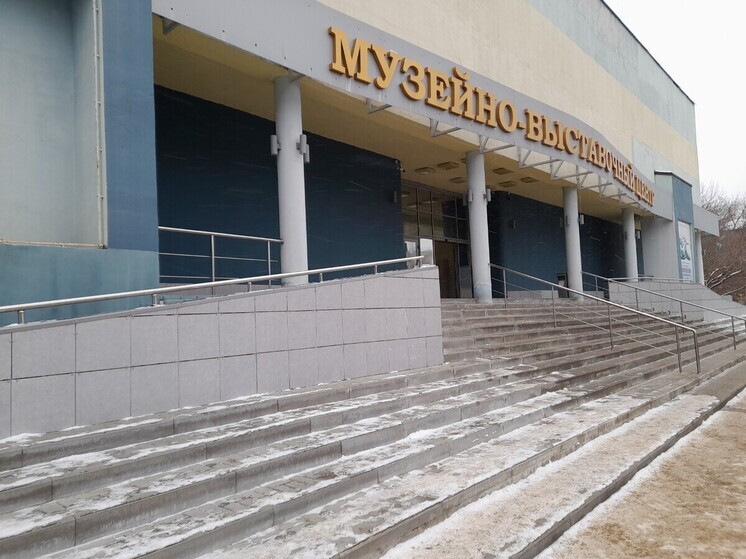 Ивановцы пожаловались на дорогу перед Музейно-выставочным центром