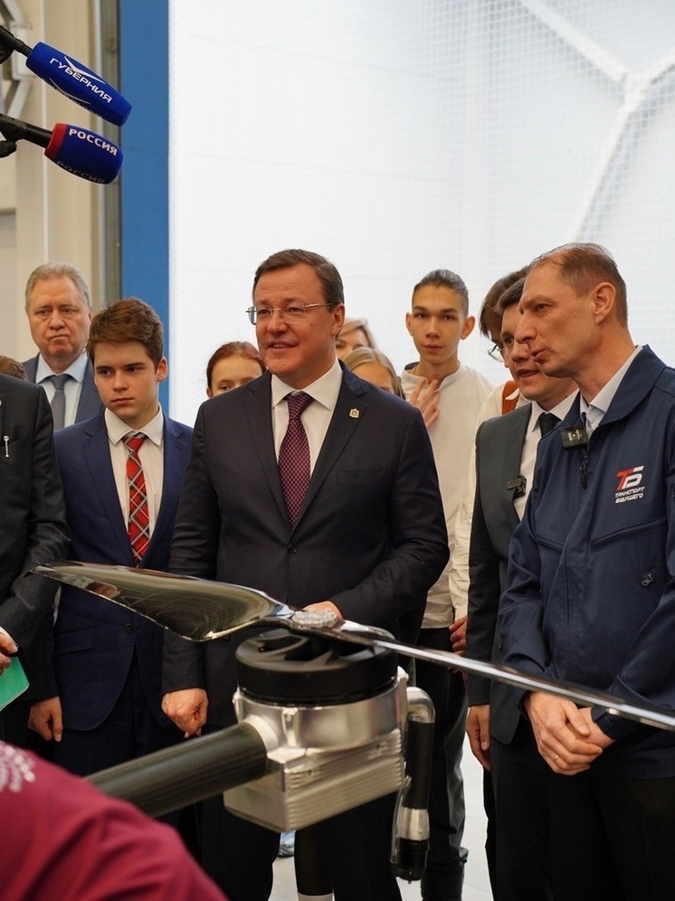 Стало известно, кем в «Ростехе» работает экс-глава Самарской области Д. Азаров