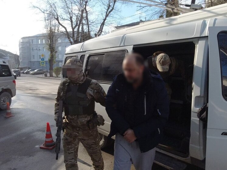 Двух севастопольцев будут судить за госизмену и подготовку теракта