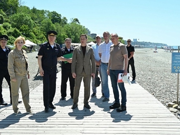 Мэр Сочи проверил пляжи, готовящиеся к открытию 1 июня