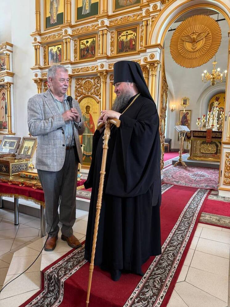 Сенатор Артамонов поблагодарил наместника Мещовского монастыря