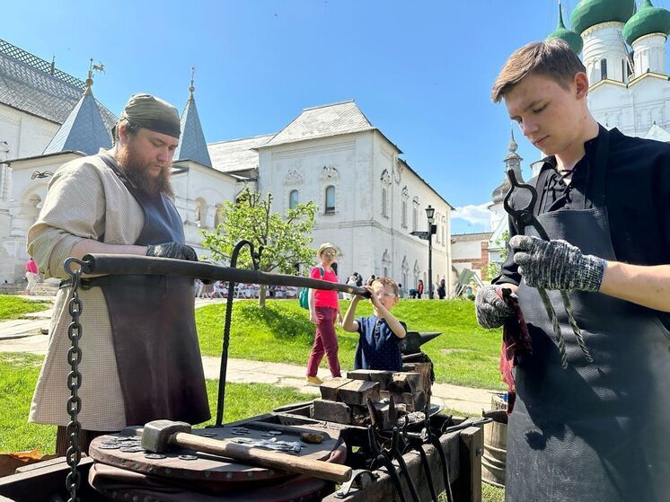 В Ростове Великом прошел фестиваль «Живая старина»