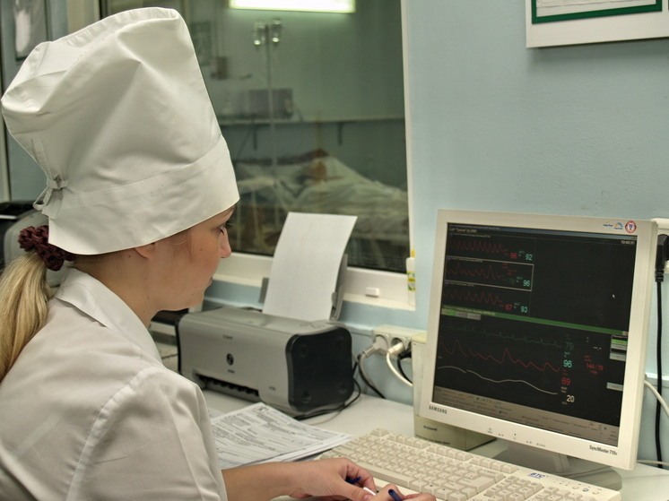 Названы саратовские районы с низкой укомплектованностью врачами