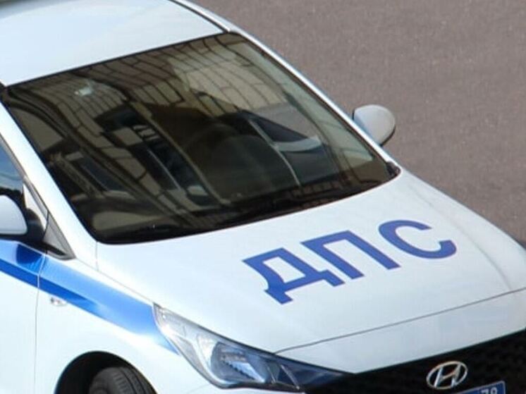 В Волосовском районе в ДТП водитель ранен, пассажирка погибла