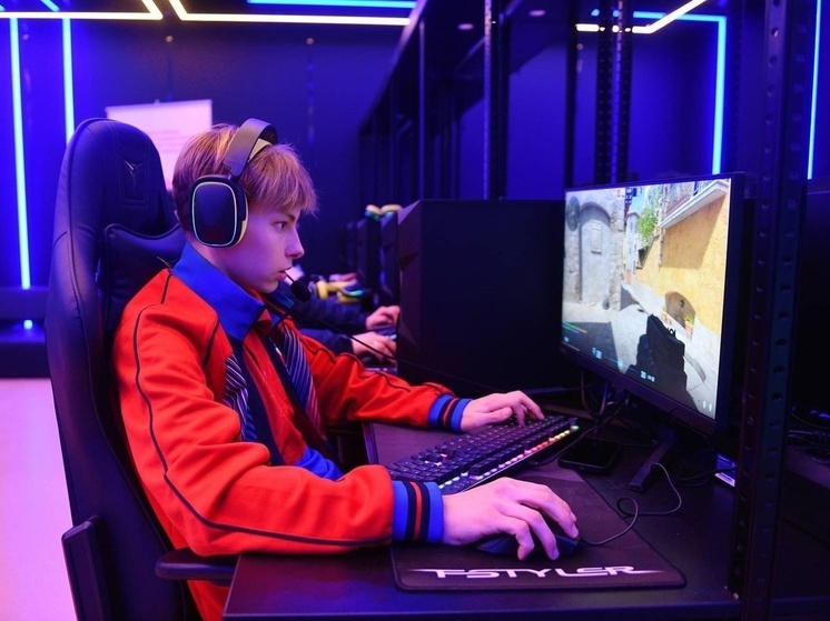 Василий Анохин: во дворце спорта «Юбилейный» откроется вторая в Смоленске фиджитал площадка