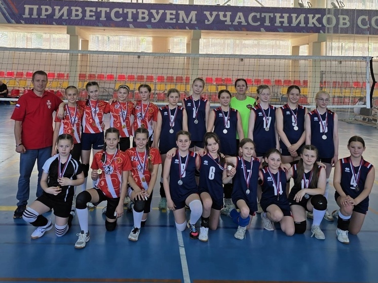 В Серпухове прошел турнир по волейболу