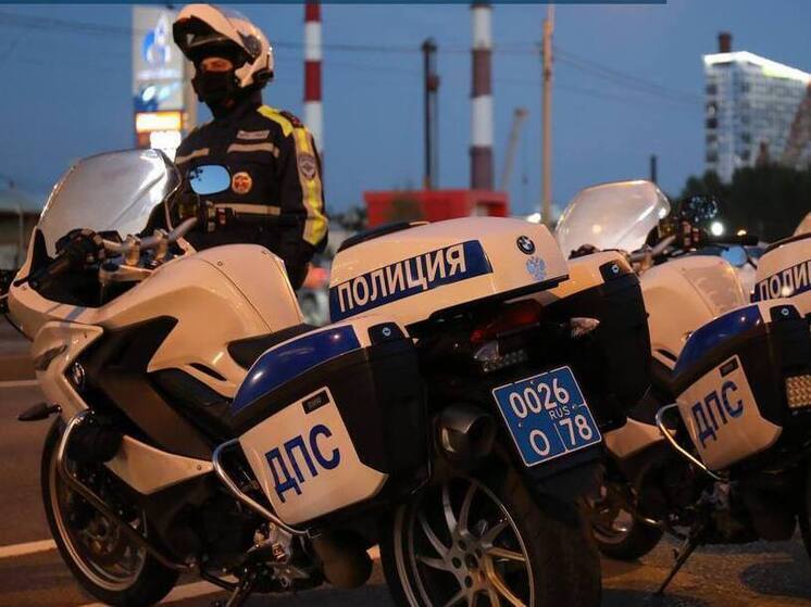 Полиция на байках проследит за юными водителями Петербурга