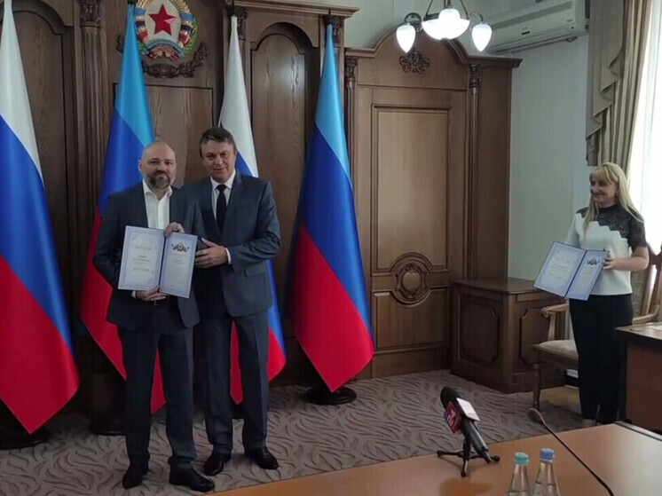 Глава ЛНР наградил луганских бизнесменов