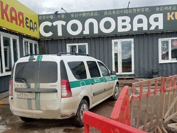 Антисанитария и паутина по углам: в Пермском районе приостановлена работа  столовой китайской еды