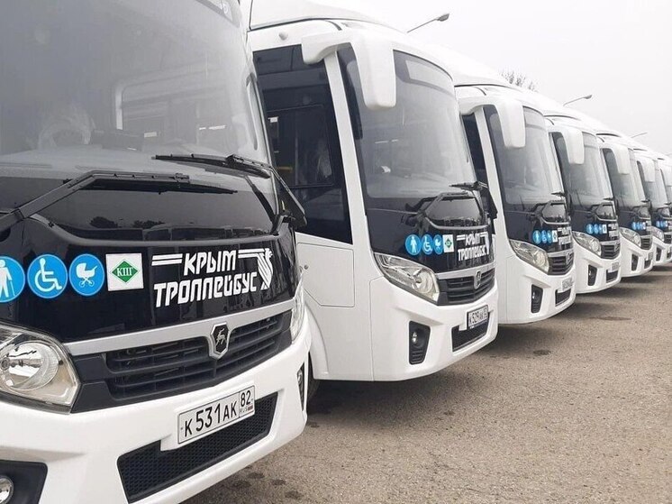 Крым и Херсонскую область свяжут три новых автобусных маршрута