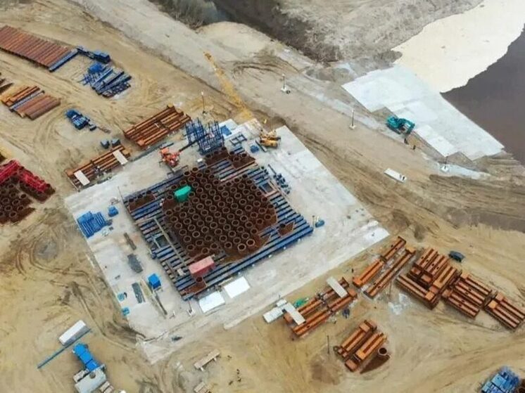 Строительство Ленского моста в Якутии продолжается в штатном режиме