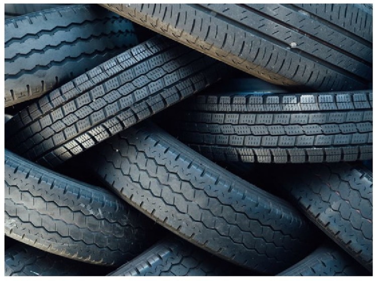 Это следует знать всем автомобилистам: куда можно сдать старые шины и получить за них деньги?