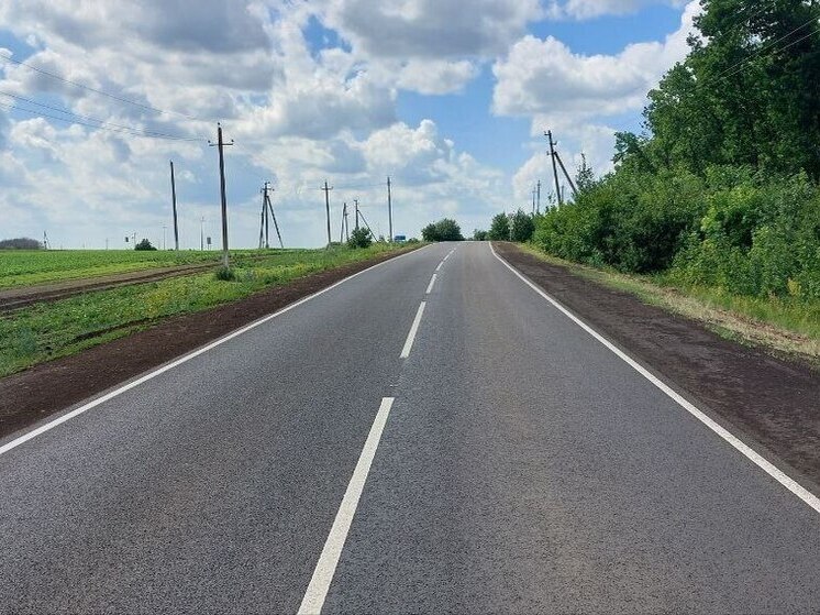 В Новооскольском округе начался ремонт участка дороги длиной около 14 км