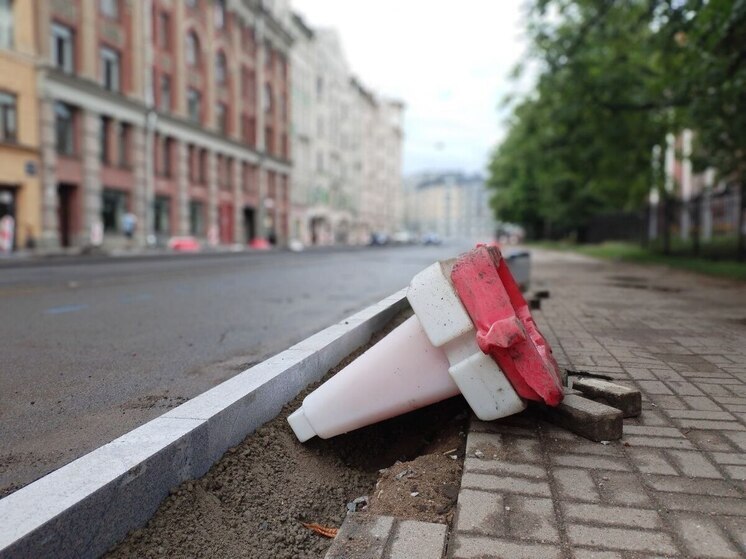 Двое подрядчиков не смогли справиться с ремонтом на Нарвской улице в Калининграде
