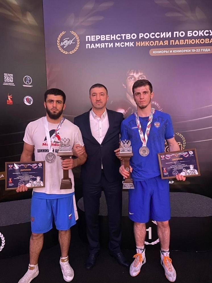 Дагестанские боксеры взяли четыре медали на молодежном чемпионате России