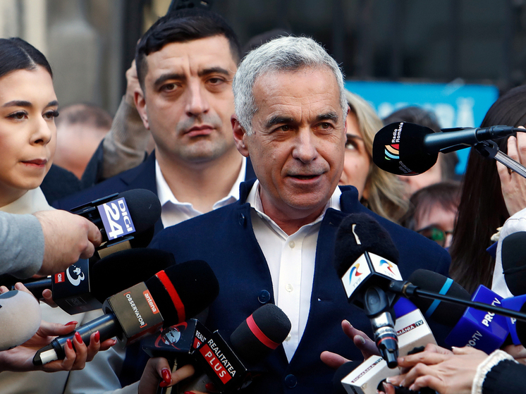 Победитель отменённых президентских выборов в Румынии Джорджеску объявил об уходе из политики