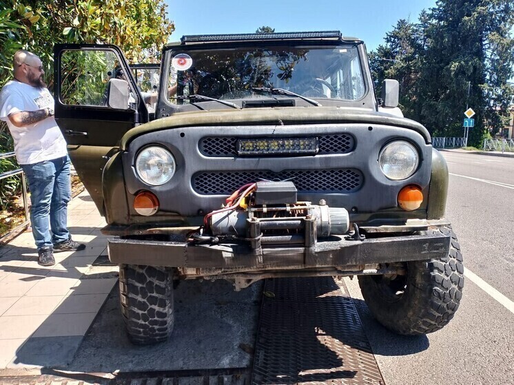 Политик Анна Невзорова помогла в приобретении автомобиля высокой проходимости бойцам СВО