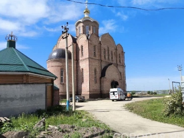 В Липецке рабочий получил травмы при падении в строящемся храме