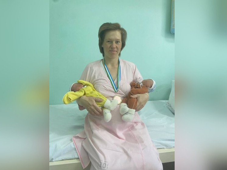 Айрат Рахматуллин поздравил уфимскую семью с рождением «королевской двойни»