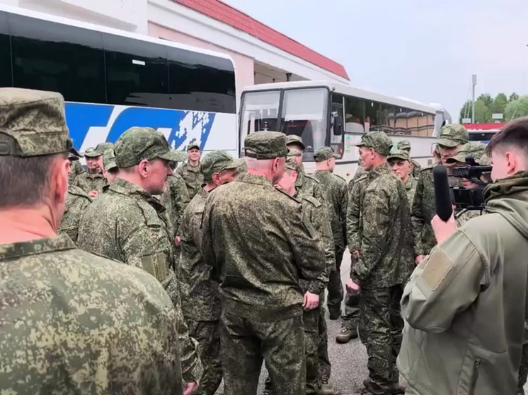 Украинские власти, по мнению военного обозревателя Александра Коца, прибегли к уловке во время недавнего обмена пленными