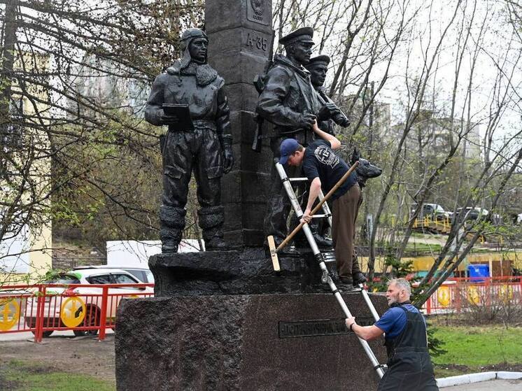 В Мурманске проводят подготовку скверов к летнему сезону