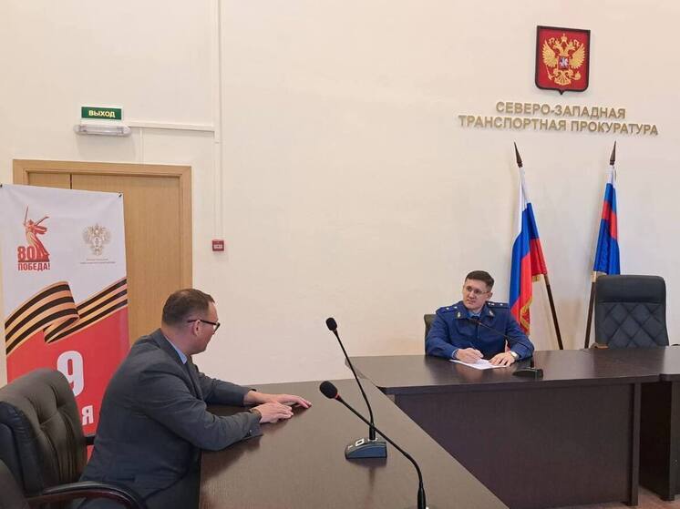 Роман Доценко взял под контроль вопрос о проверке общепита в аэропорту Мурманска