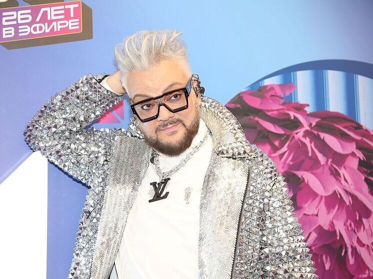 Mash: получившего ожог Киркорова выпишут из больницы через две-три недели