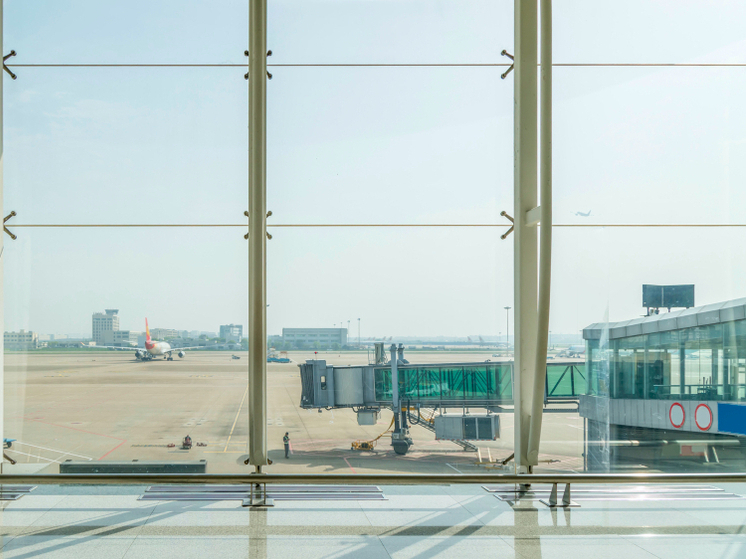 Во Владимире, Иванове, Костроме и Ярославле временно закрыли аэропорты