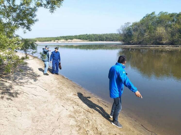В Бурятии пока не могут найти потерявшегося на берегу реки 7-летнего ребенка