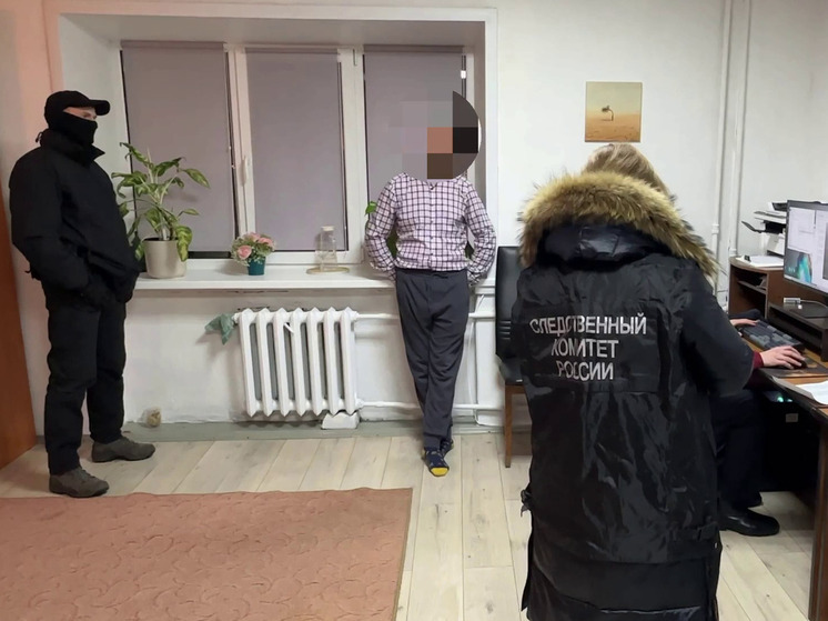 Обвинение в даче взятки за аккредитацию предъявили 25 медикам в Чите