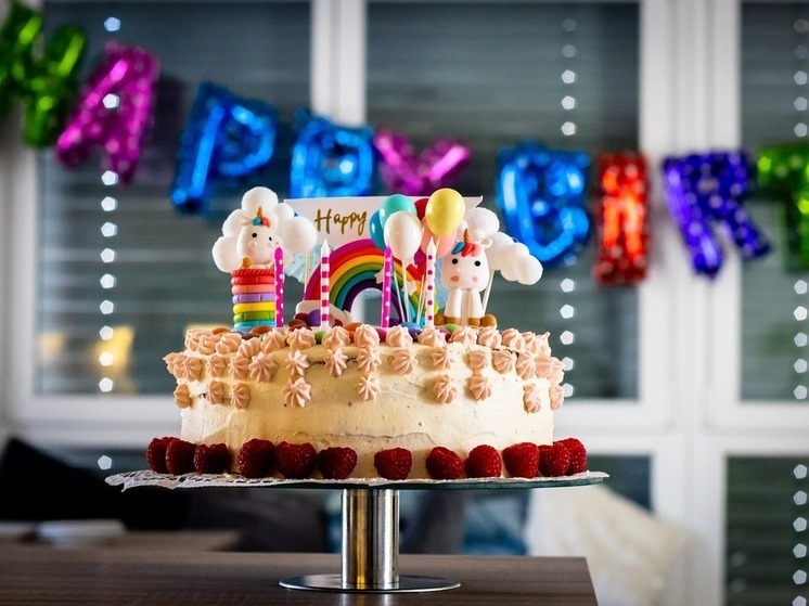 La moglie di Ovechkin ha condiviso foto e video del compleanno del figlio