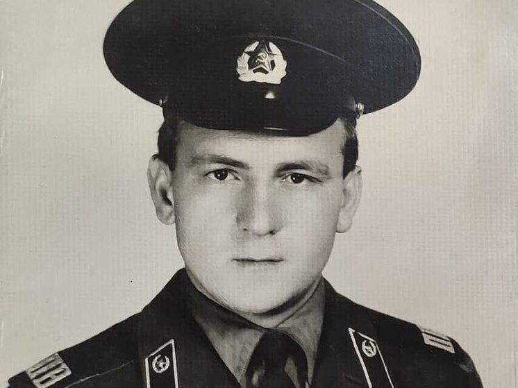 Мэр Ставрополя показал себя в молодости и поздравил земляков с Днём пограничника