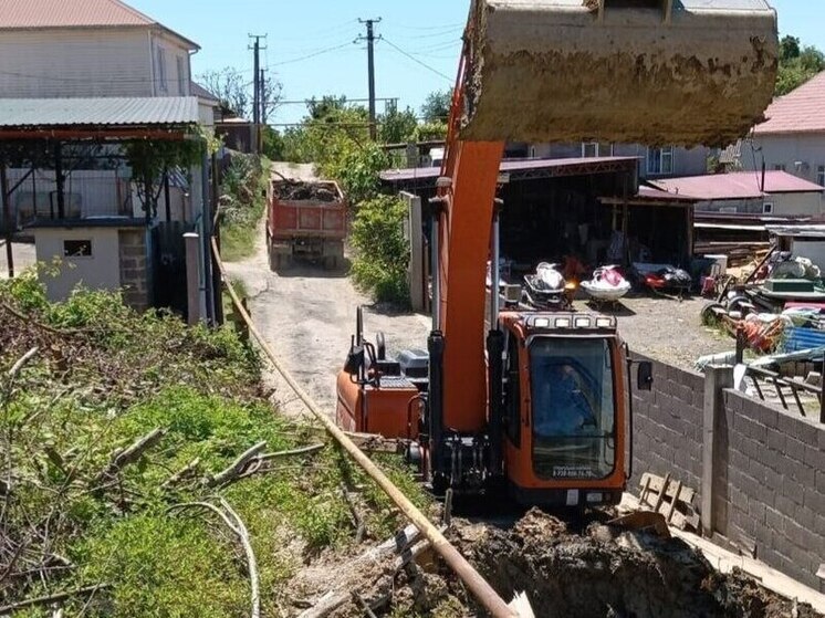 В Адлерском районе продолжаются работы по благоустройству сельских территорий