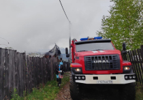 Выясняются подробности страшного убийства подростков в Байкальске. Друзья предполагаемого убийцы, 17-летнего Михаила, рассказали, что произошло на дне рождения, где погибли пять человек. Одна из знакомых предполагаемого убийцы рассказала о том, что произошло в ночь трагедии
