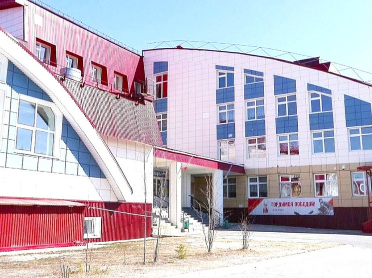 В Новоаганске стартовал капитальный ремонт школы имени Жукова