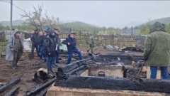 Дом, в котором погибли подростки в Байкальске 