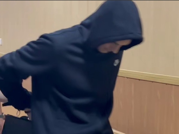 В ЛНР осудили россиянина за госизмену