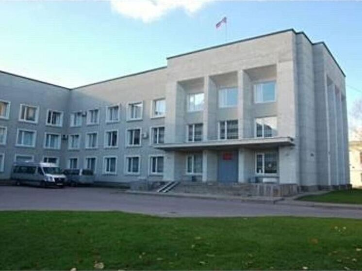 Француза, проникшего в РФ на сапе по Нарвскому водохранилищу, взяли под стражу