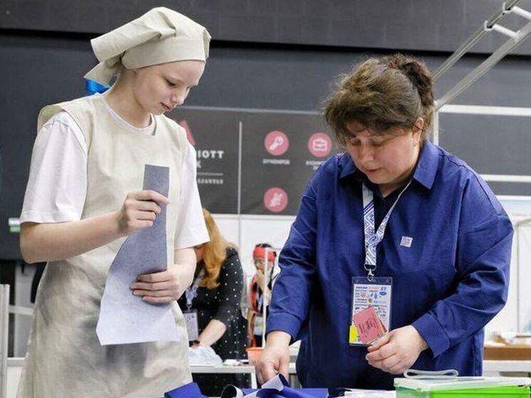 На чемпионате ProfSkills в Белоруссии учительницы из Сиверской взяли «серебро»