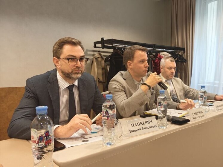 Панкевич сообщил, что Петербург будет наращивать поток туристов в город