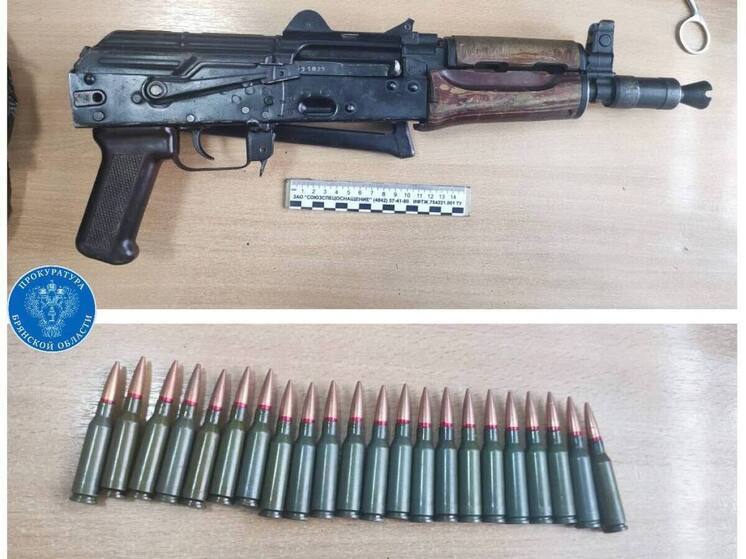 Брянец попал под суд за автомат Калашникова в гараже