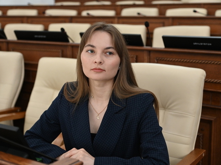 29 мая на 41-й сессии новым депутатом Алтайского краевого Законодательного собрания официально стала член политсовета и руководитель регионального штаба «Молодой Гвардии Единой России» Виктория Анищенко