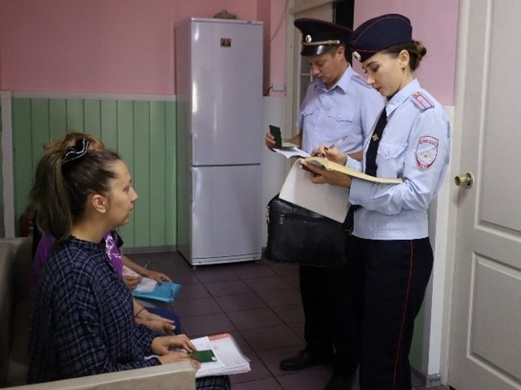 В Тамбове сотрудники миграционной службы встретились с представителями диаспор