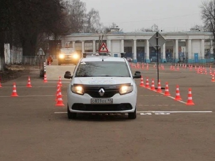 Названы костромские автошколы с наихудшим качеством подготовки водителей