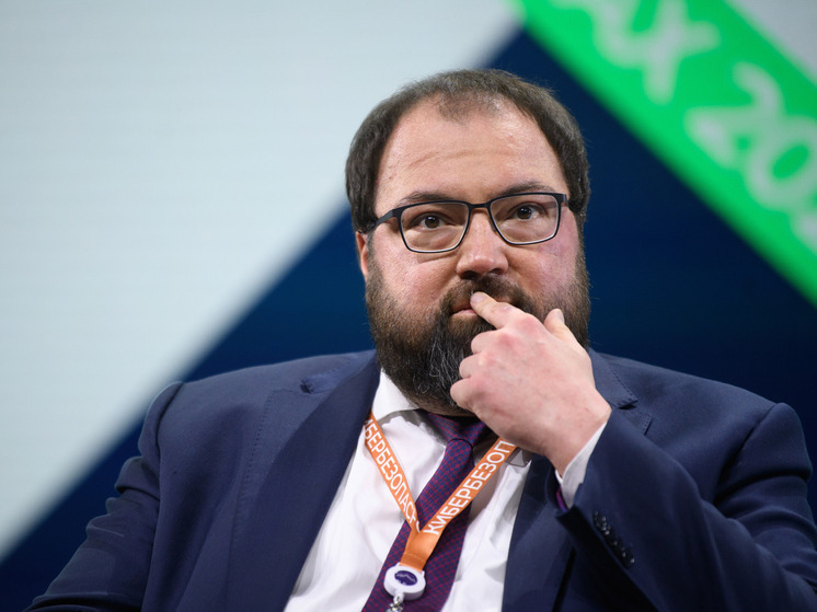 Максут Шадаев: возможно ограничение иностранных облачных сервисов в России