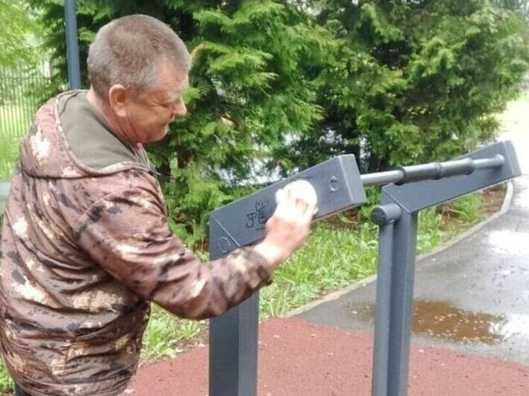 Старорусцев призвали не мусорить во время ночных гулянок и вечерних посиделок