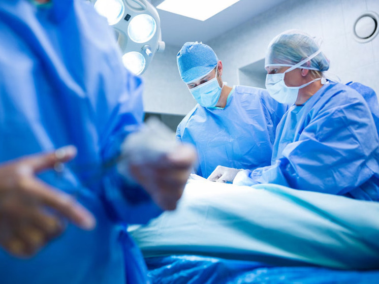 Пациенту временно удалили часть черепа, чтобы спасти от кровоизлияния