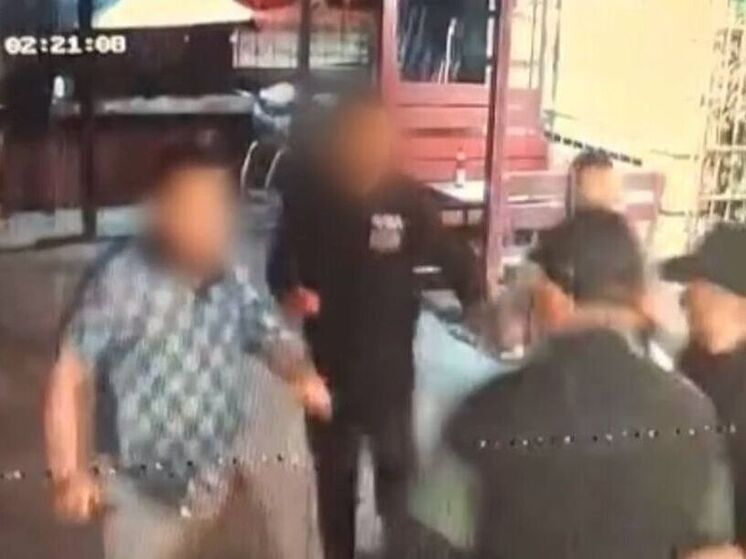 16-летний подросток с папой и его приятелем убили человека в кафе Иркутска