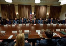 Администрация Трампа продолжает бороться с неугодными иностранными гражданами