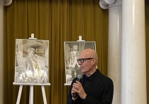 Мало кто знает, что о Галине Вишневской композитор Марсель Ландовски написал оперу «Галина», которая шла в Лионском оперном театре не один год, но до России постановка почему-то не доехала